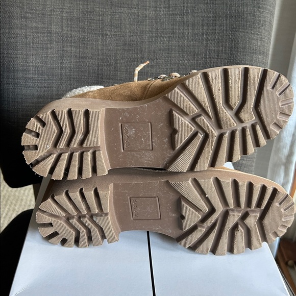 Dolce Vita Hanley Lace Up Boots in Dark Saddle Suede Size 9 - Picture 6 of 8